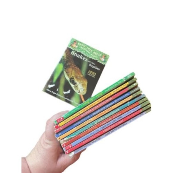 Magic Tree House Series Books Lot, Set of 10, Softcover - Picture 2 of 6